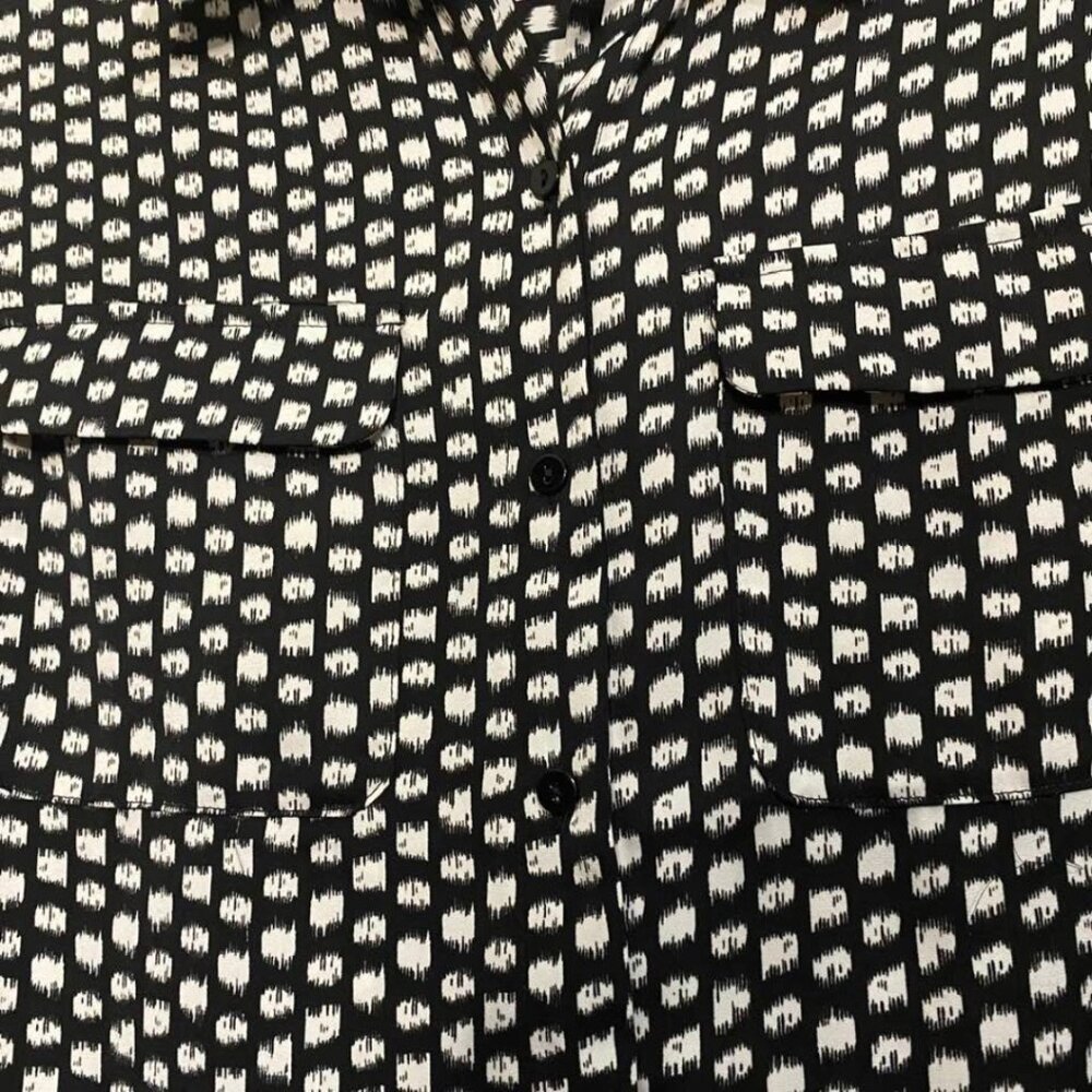 Liverpool Black and White Allover Print Button Up Top With Double Flap Pockets - Picture 7 of 15